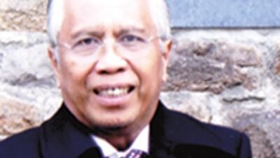 OC Kaligis Surati Kapuspenkum Kejagung. Hakim