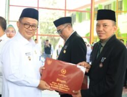 Pj Wali Kota Bekasi Jadi Pembina Upacara Peringatan Hari Amal Bhakti Kemenag