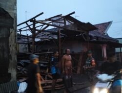 Babinsa Nguling Monitoring Bencana Puting Beliung