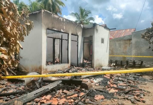 Pemkab Bengkulu Selatan Serahkan Bantuan untuk Korban Terdampak Kebakaran