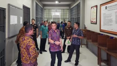 Pastikan Lapas Aman, Kalapas Kerobokan Monitoring Lapangan