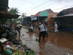 Polres Situbondo Terjunkan Personel Bantu Warga Terdampak Banjir