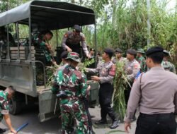 HUT ke – 64 Kostrad, TNI – Polri gelar Karya Bakti di Yonkes 2