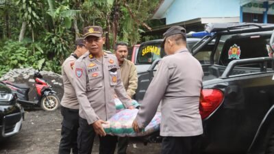 Polres Probolinggo beri Bantuan ke Warga Terdampak Bencana