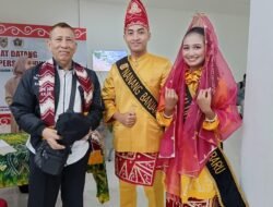 Di antara Pyramid, Galaxy dan Aria Barito