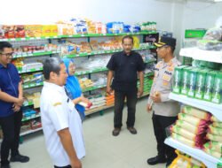 Polres Ngawi dan Tim Satgas Pangan Sidak Pasar dan Swalayan