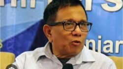 Hendry Ch Bangun Pilih di Luar Struktur PWI