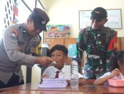 TNI-Polri Hadir, Semangati Anak SLB Trenggalek
