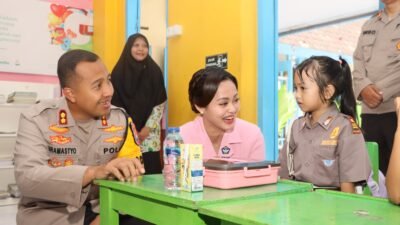 Murid TK Kemala Bhayangkari 42 Senang Bisa Makan Bergizi Gratis
