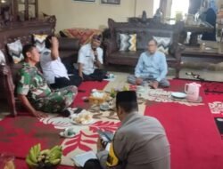 Koramil Pajarakan Gelar Pembinaan ke Kios Pupuk Bersubsidi