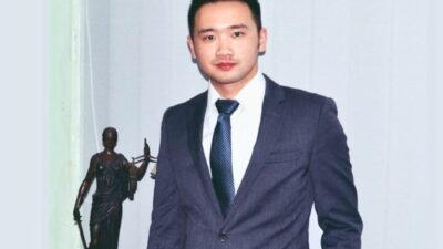 Saat Hoaks Menyerang, Jokowi Menjawab dengan Hukum