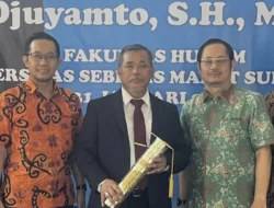 Hakim Djuyamto Raih Penghargaan Alumni Berprestasi dari UNS