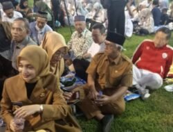 Wali Kota Kediri dan Wakilnya Buka Bersama Ribuan Warga