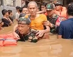Pangdam Jaya Perintahkan Anggota  Bantu Warga terdampak Banjir