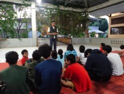 Tali Kasih, Kanit Reskrim Kepulauan Seribu Buka Puasa bersama Anak – anak Terlantar
