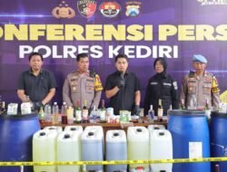 Satreskrim Polres Kediri Amankan Empat Pengedar Miras Oplosan