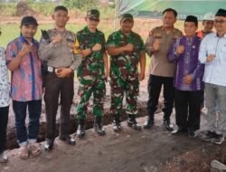 Batituud Koramil 05 Grati Hadiri Peletakan Batu Pertama Pembangunan Masjid
