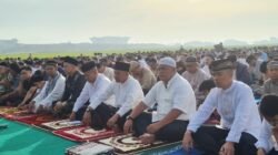 Ribuan Umat Islam Kota Bandung Salat Id di Lanud Husein Sastranegara