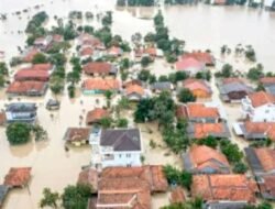 Dampak Banjir Karawang, Warga Keluhkan Ketersediaan Air Bersih