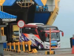 Pengguna ASDP Arus Balik Mudik Lebaran Lancar