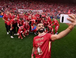 “Hancurkan” Tottenham Hotspur 5-1, Liverpool Juara Liga Inggris 2024-2025, Samai Rekor MU
