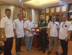 Kolaborasi Visioner: AMKI Pusat dan Pushubad Bahas Komunikasi Era Digital