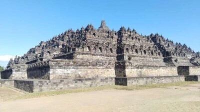 Pemerintah Siap Fasilitasi Presiden Prancis ke Candi Borobudur