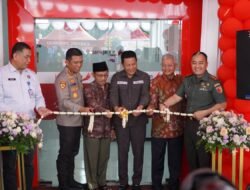 Bupati Sidoarjo Apresiasi Bantuan 60 Jamban Sehat Bank Jatim