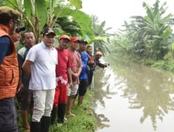 Sidak Banjir, Bupati Subandi Siapkan Pompa dan Bangun Kisdam