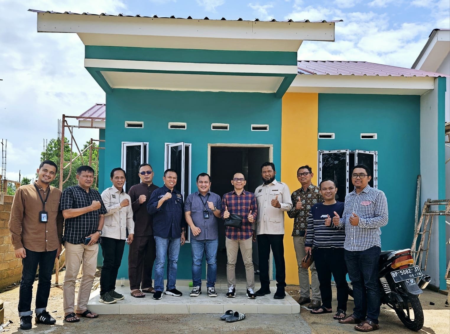 Caption: Ketua PWI Provinsi Kepri foto bersama Kepala Cabang BTN Tanjungpinang Eddy Prabudi beserta jajaran dan pengurus