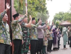 Bupati Sidoarjo Lepas Pemberangkatan 752 Calon Jamaah Haji