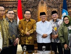 Ketum SMSI dan Pengurus Audiensi dengan Mendikdasmen