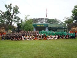 Kunker di Kodim Ponorogo, Mayjen TNI Rudy Himbau Prajurit Persiapkan Masa Depan Anak