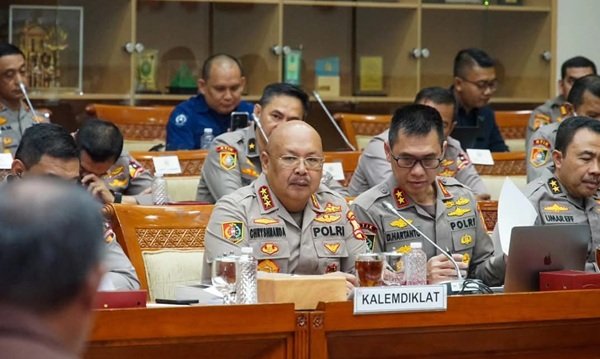 Kalemdiklat Polri Paparkan Transformasi Pendidikan Berbasis Moral di DPR