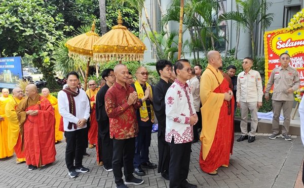 Waisak 2569 BE/2025, Sangha Mahayana Indonesia dan MAHASI Serukan Perdamaian Dunia. Yufo