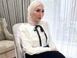 Tata Janeeta Tolak Bayaran Ratusan Juta Demi Komitmen Berhijab