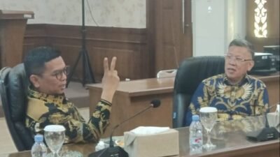 Blak-blakan Bareng Forum Pemred, Andra Soni Bahas UMKM hingga Politik Dinasti