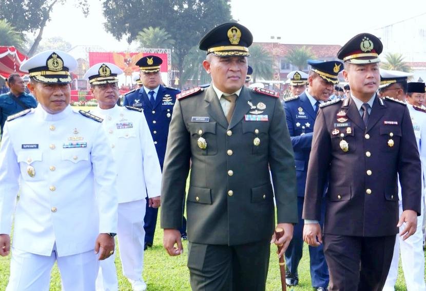 Danrem 081/DSJ, Kolonel Arm Untoro Hariyanto usai mengikuti upacara peringatan Hari Lahir Pancasila