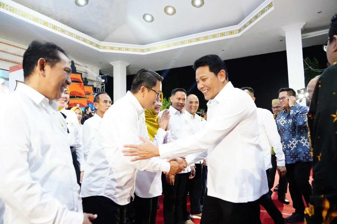 Bupati Sidoarjo menghadiri Pengukuhan Pengurus Kamar Dagang dan Industri (KADIN) Kabupaten Sidoarjo Masa Bakti 2025-2029