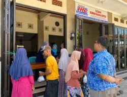 IKHROM Demak Gelar Penyembelihan Hewan Qurban 536 Bungkus Daging Didistribusikan ke Warga