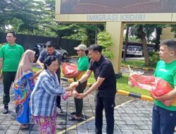 Kanim Kediri Bagikan Hewan Qurban ke Warga Sekitar