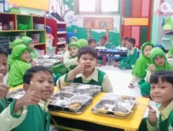 Makan Siang Bergizi, Danrem DSJ : Investasi Jangka Panjang Bangsa Indonesia