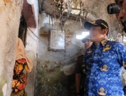 HUT ke-79 Bhayangkara, Rehab 10 Rumah Tidak Layak Huni di Sidoarjo