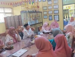 SMP Negeri 4 Pasuruan gelar Pembekalan Guru Penerima Undangan Seleksi Calon Kepala Sekolah