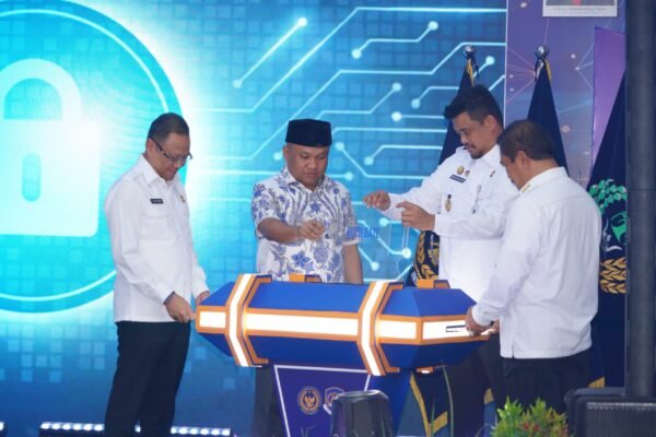 Menteri Imigrasi dan Pemasyarakatan (Imipas), Agus Andrianto, meresmikan pengoperasian 30 unit autogate di Bandara Internasional Kualanamu,