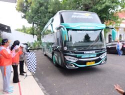 Kontingen Porprov IX Sidoarjo Gelombang II Diberangkatkan Wakil Bupati Mimik Idayana