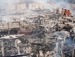 Kebakaran di Hari Raya Iduladha, 3.200 Warga Kapuk Muara Mengungsi