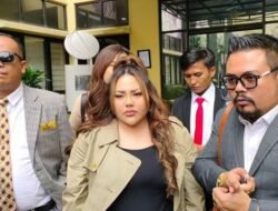 Tuntut Pengakuan Anak, Lisa Mariana ke Komnas Perempuan