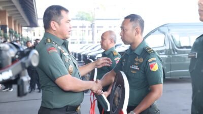TNI AD Salurkan Rumah dan Beasiswa ke Prajurit Gugur