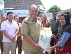 Pemkab Asahan dan BULOG Salurkan Bantuan Beras ke KPM